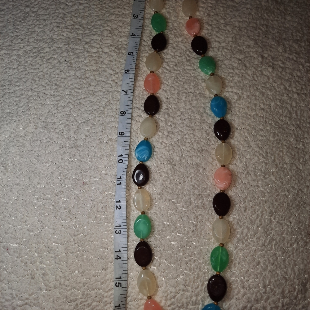 NWT: 17" colorful necklace
